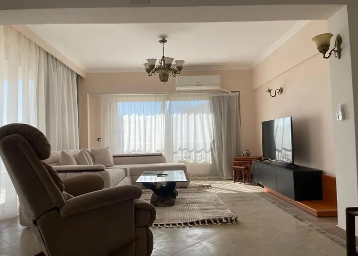 3br Front On Redsea Apartment *