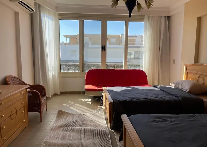 Apartment 3br Front On Redsea